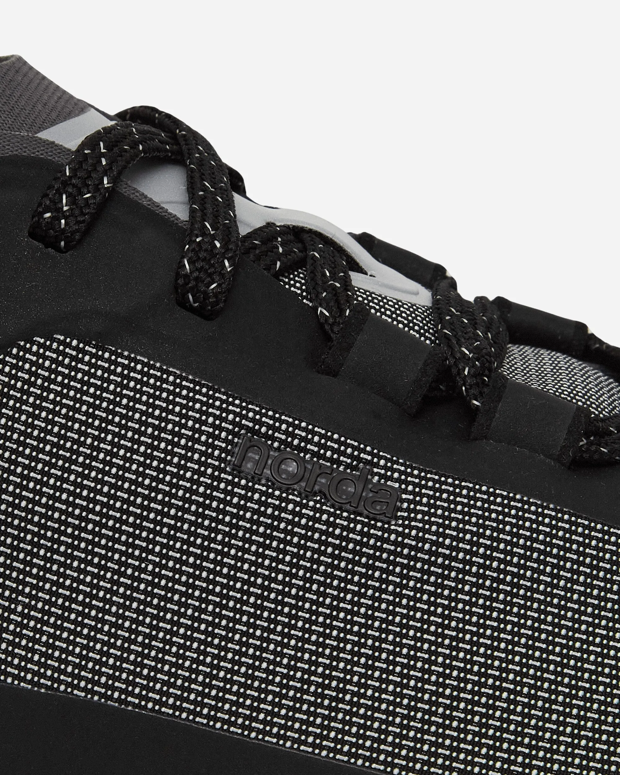 001 Sneakers Kern Schwarz