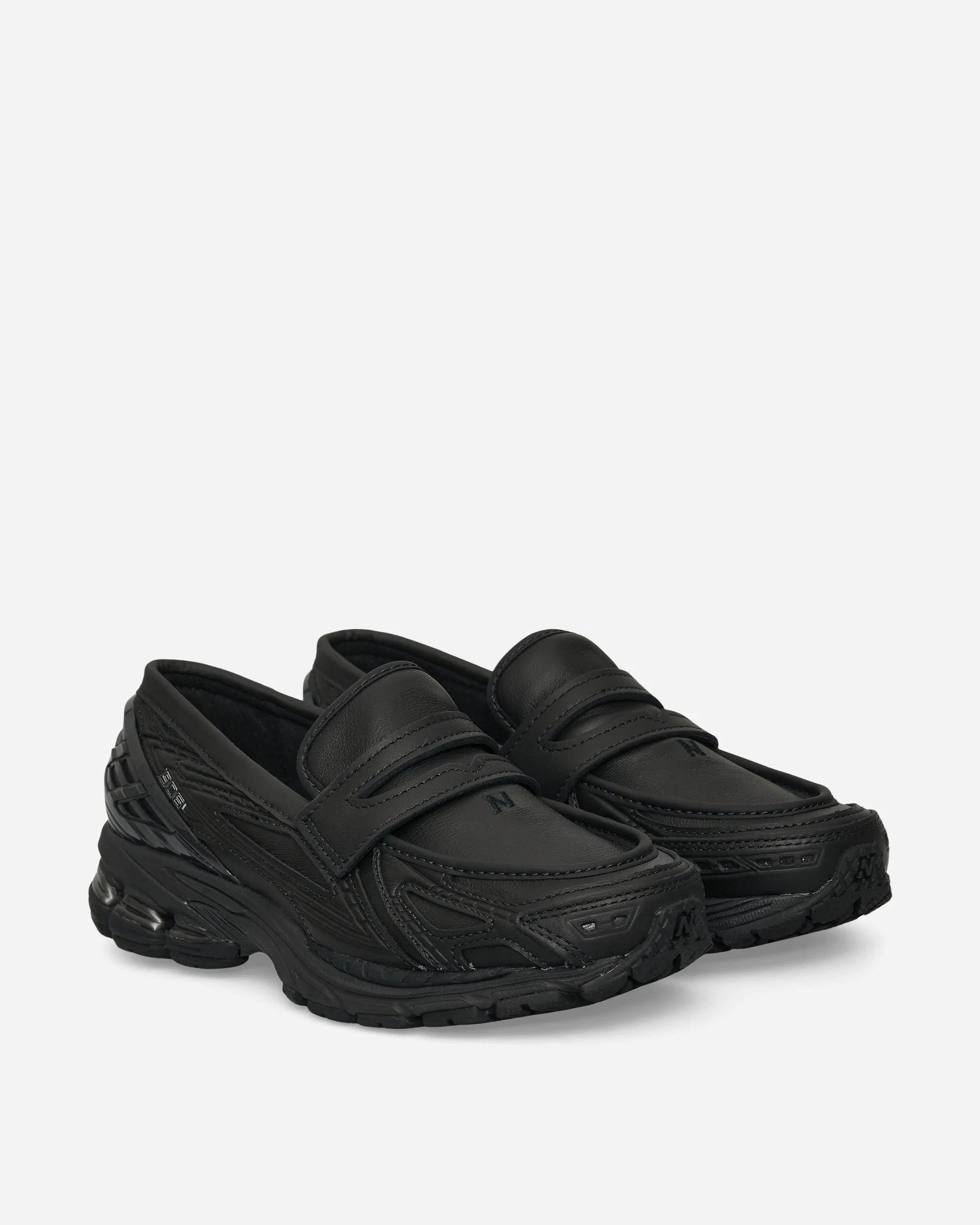 1906L Sneakers Schwarz