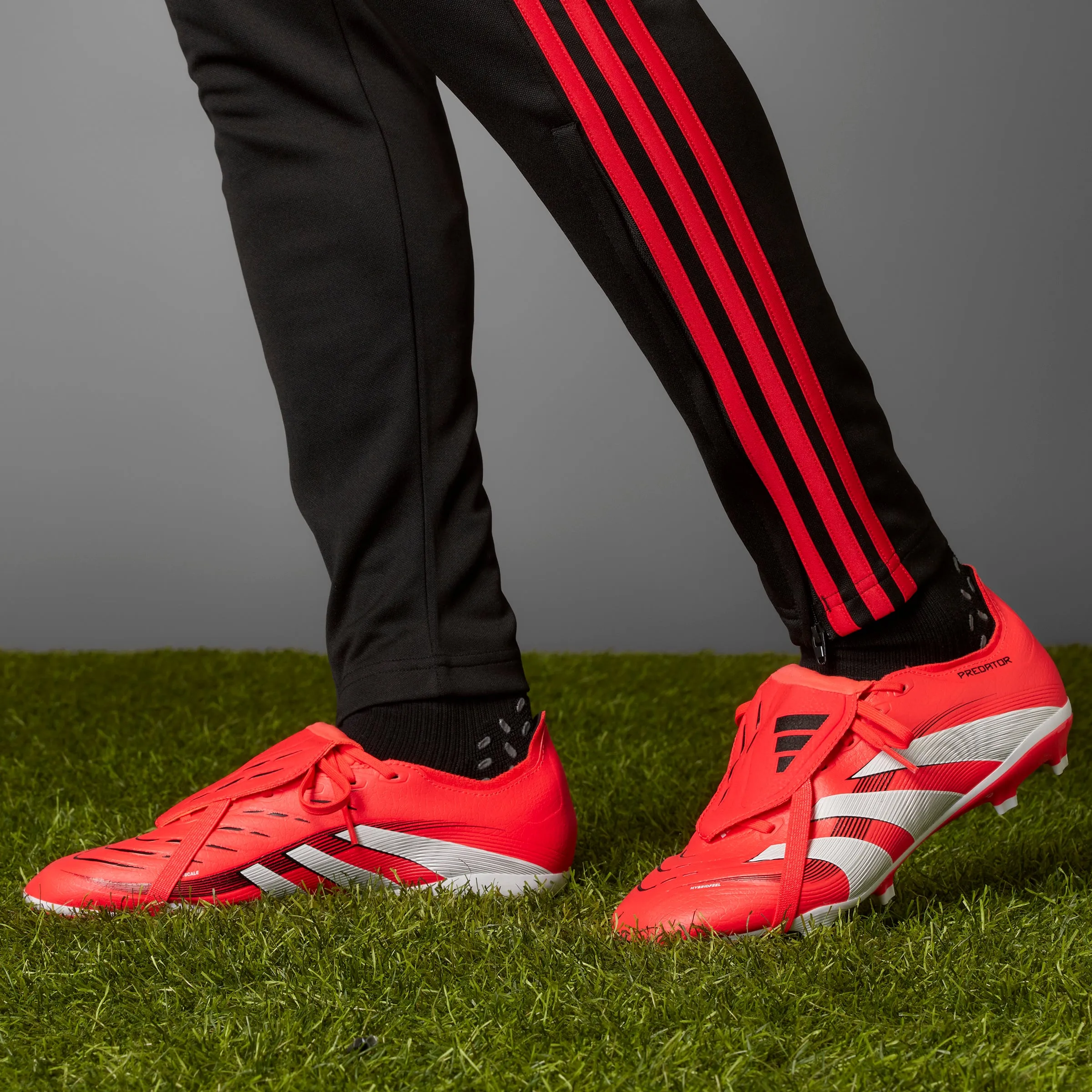 adidas Predator League gefaltete Zunge FG/MG Fußballschuh - leuchtendes Rot/Fußbekleidung weiß/Kernschwarz
