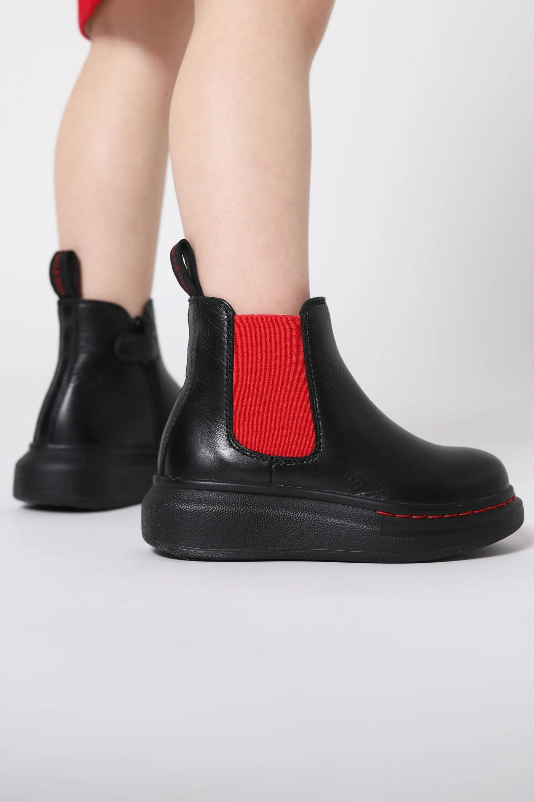 Alexander McQueen Kinder Leder Chelsea Boots mit dicker Sohle