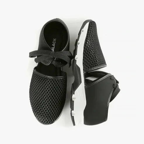 ALL BLACK ERSTAUNLICHES MESH-SNEAKER - SCHWARZ