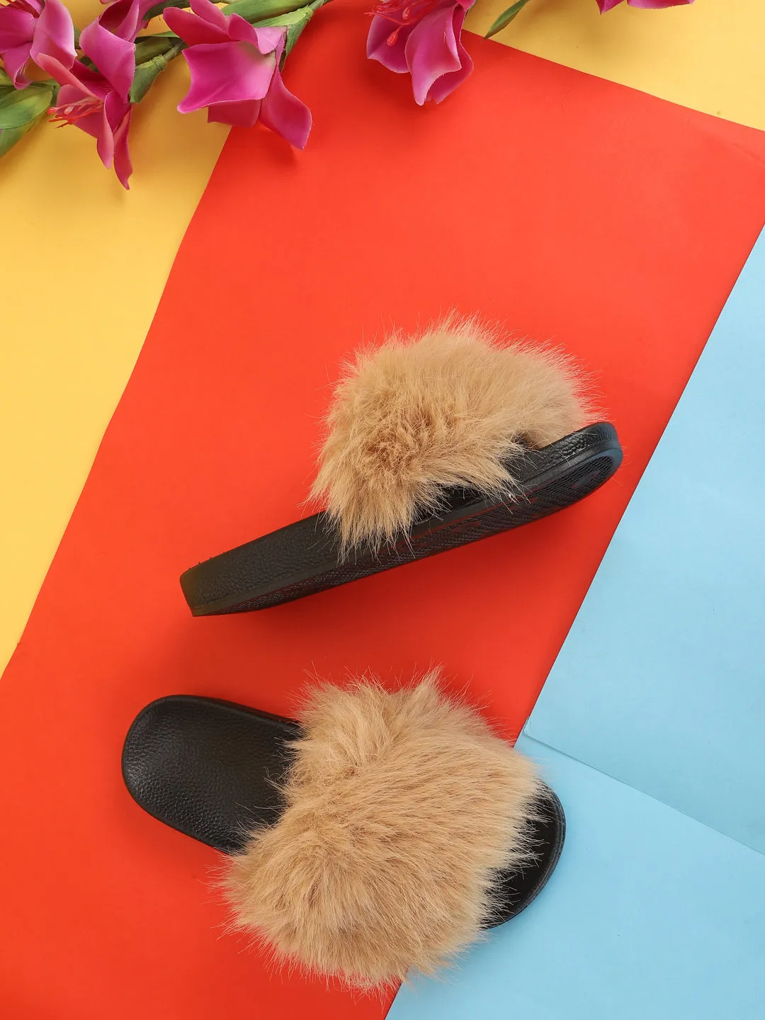 Beige Pelz Schlupfschuhe (TC-AMUNA1012-BEIG)