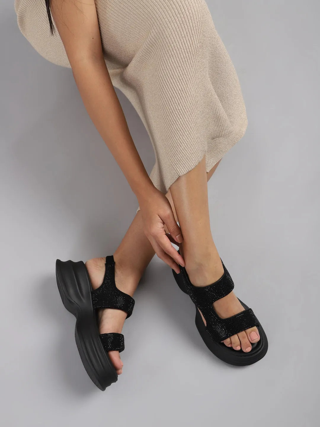 Schwarze PU-Diamant-Stylish-Slip-On-Flats (TC-RS3637-BLK)