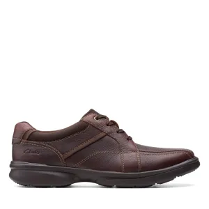 Clarks Bradley Walk in Braunem Leder
