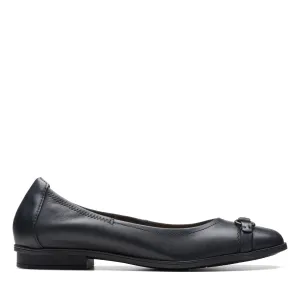Clarks Lyrical Sky in schwarzem Leder