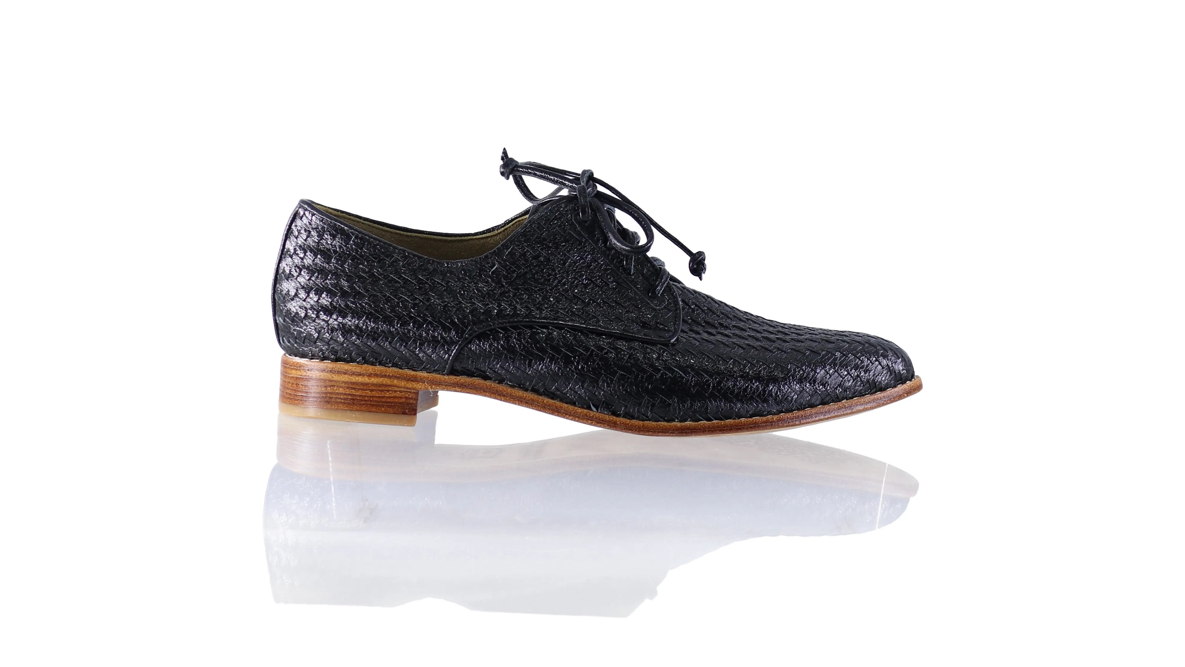 Dominique 25mm Flats - Schwarz BKK