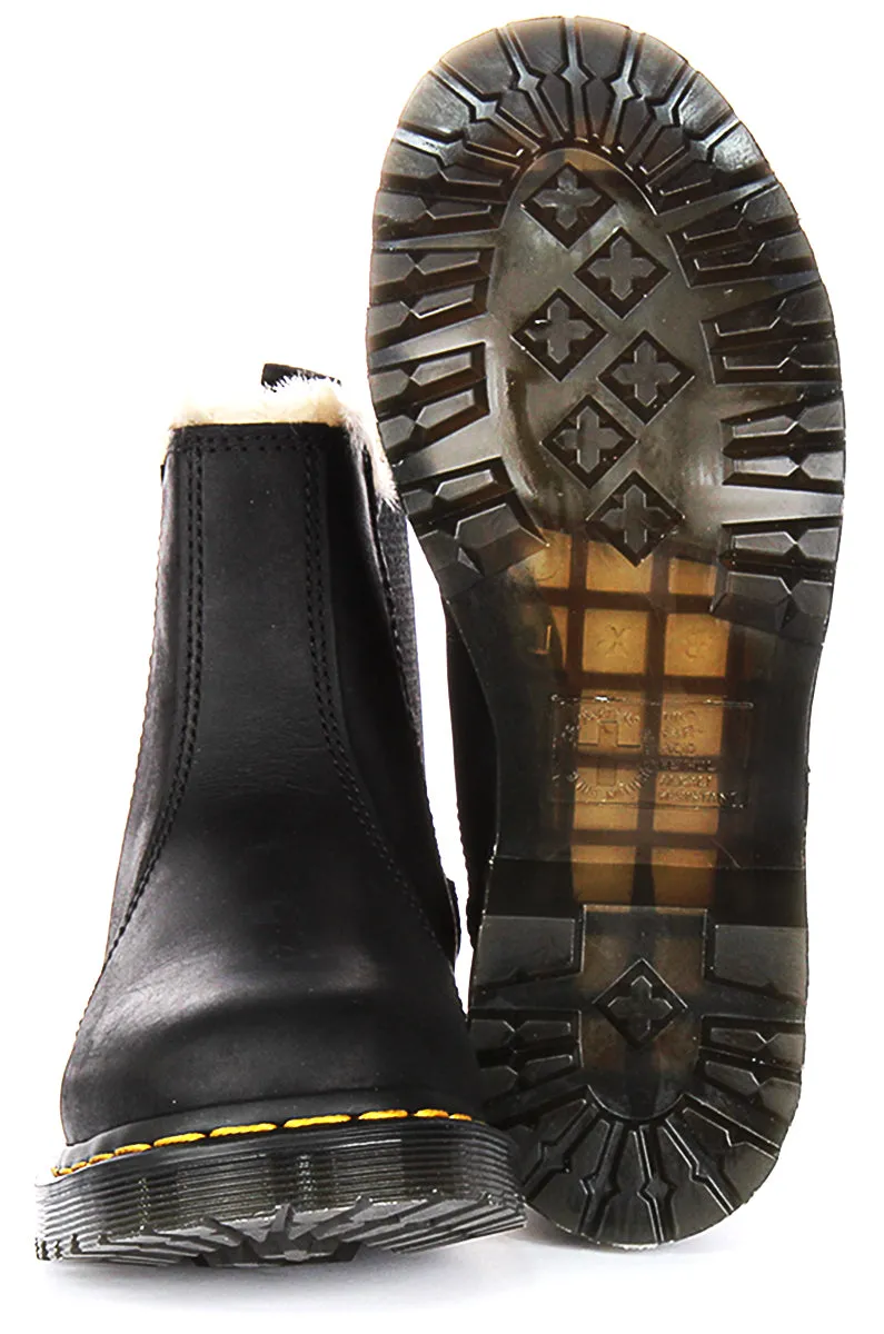 Dr. Martens 2976 Leonore Schuhe mit schwarzem Pelzfutter