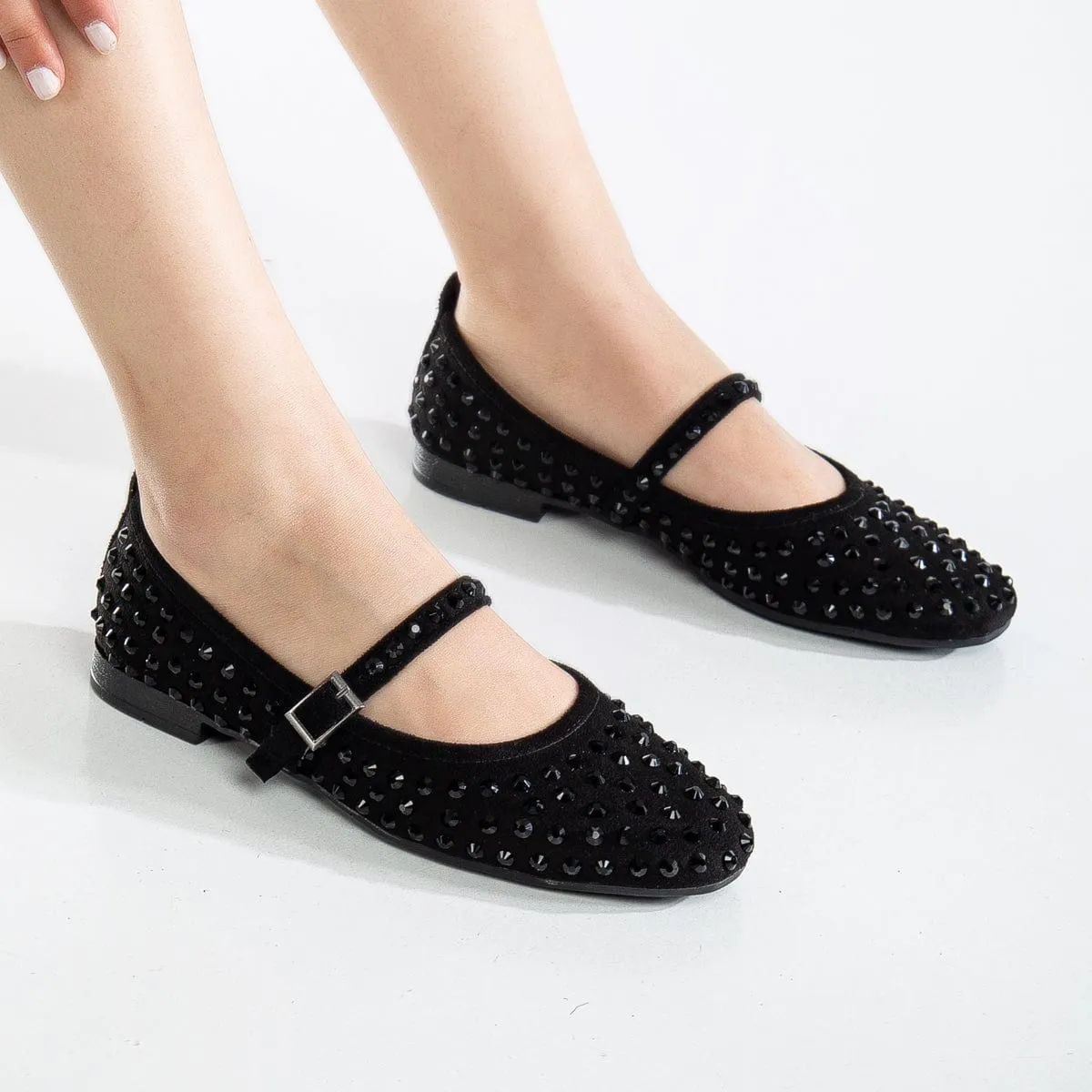 Emilie Vegan Wildleder Mary Jane Flats | Schwarz mit Kristallbesatz