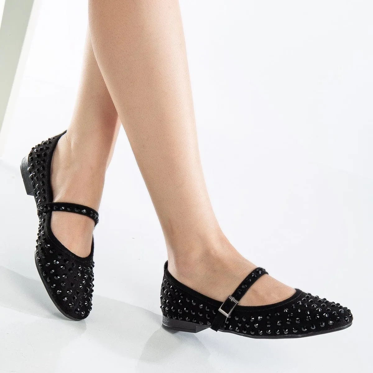 Emilie Vegan Wildleder Mary Jane Flats | Schwarz mit Kristallbesatz