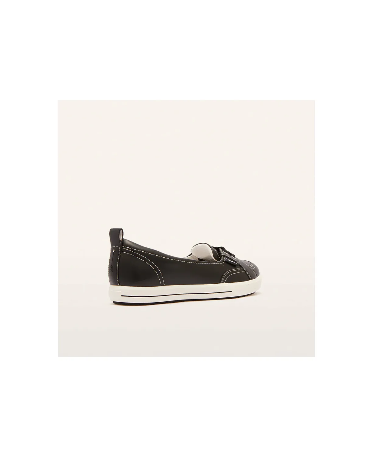 Frankie4 Sophie IV Flache Schuhe in Schwarz