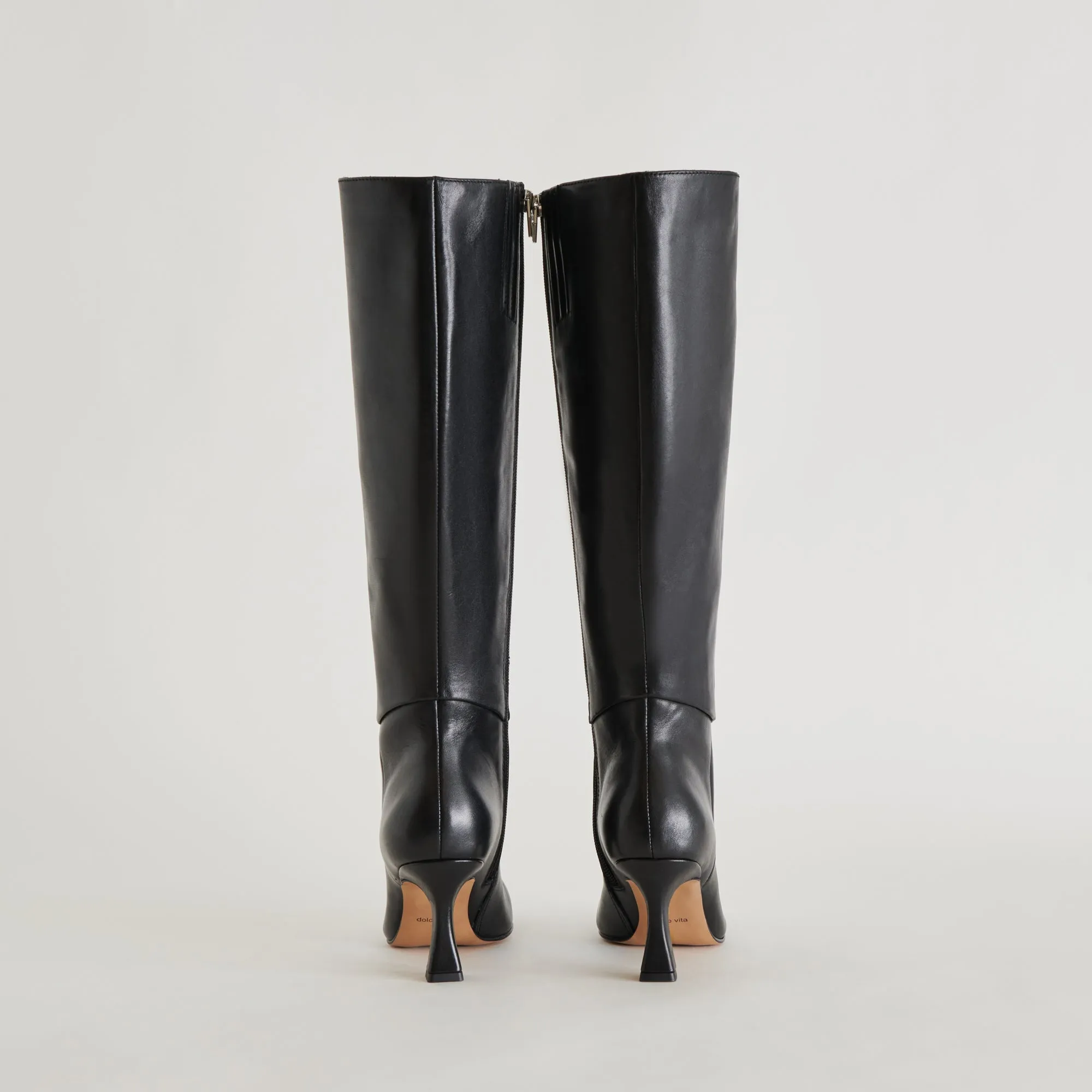GYRA STIEFEL AUS SCHWARZEM LEDER