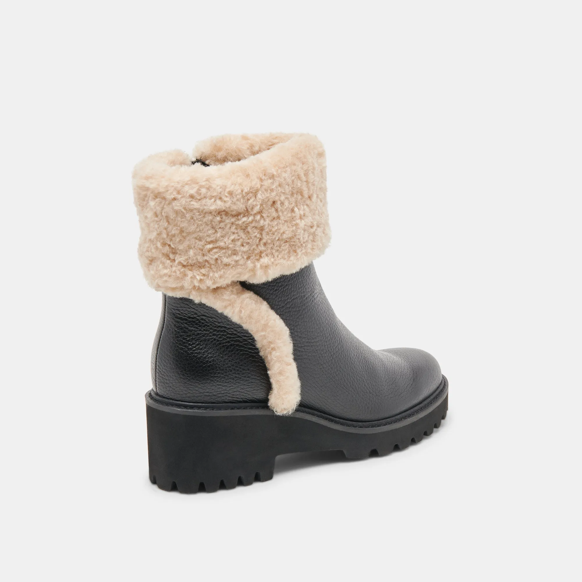 HUG H2O STIEFEL AUS SCHWARZEM LEDER