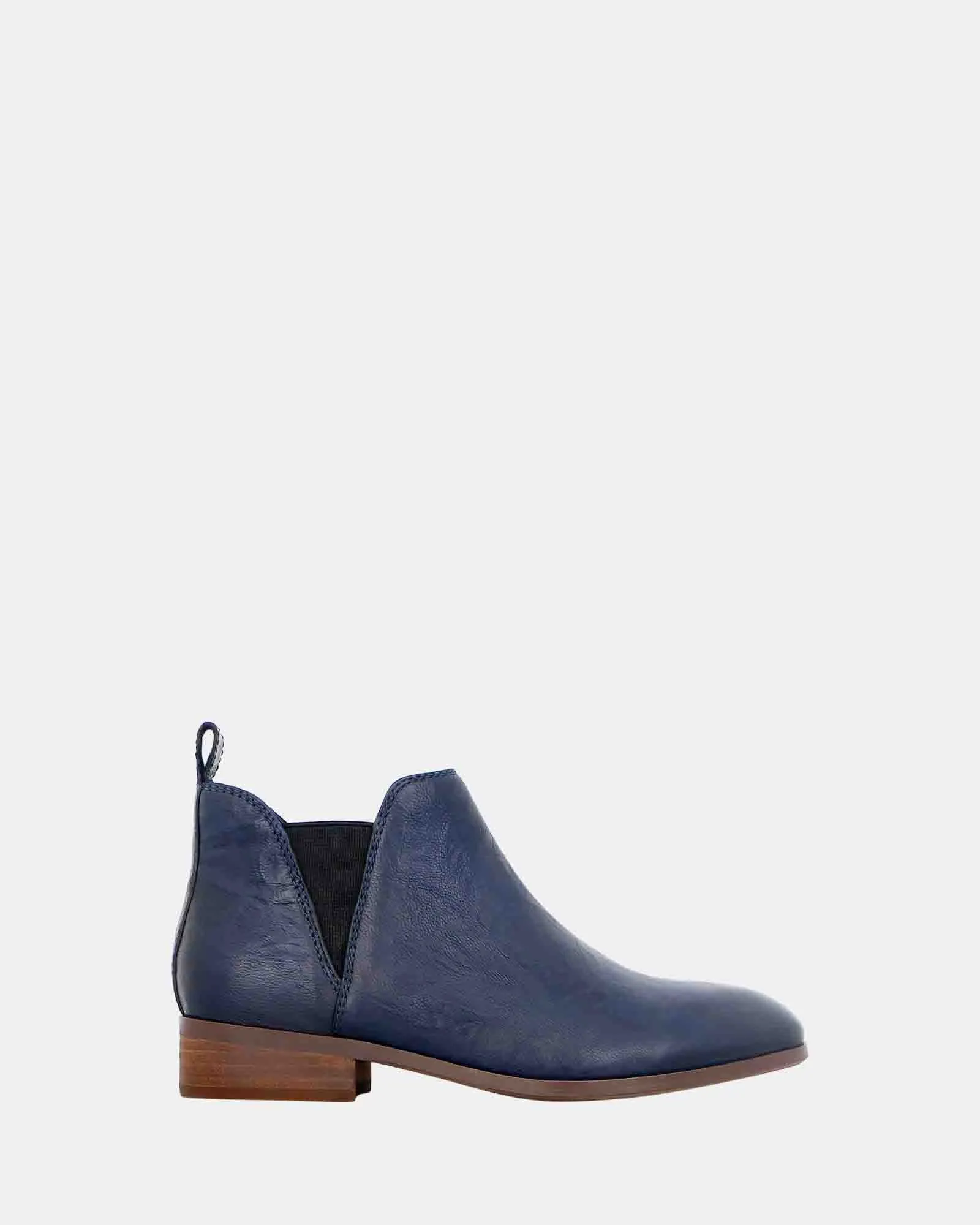 Larena Marineblau