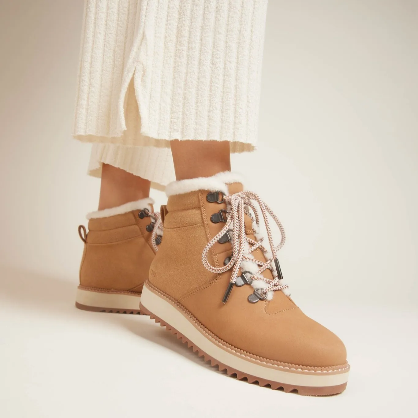 Mojave Wildleder- und Veloursstiefel mit Kunstfellfutter