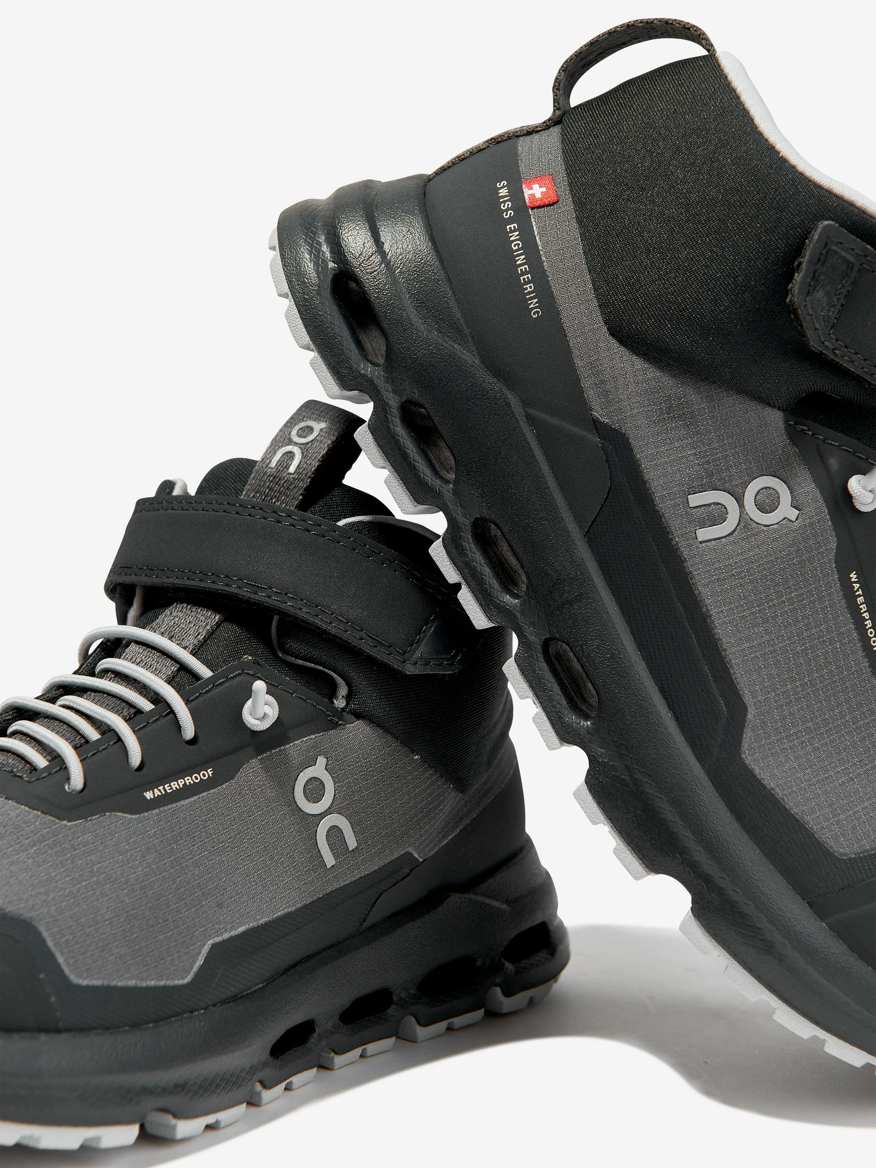 On Running Kids Cloudhero Mid wasserdichte Turnschuhe in Grau