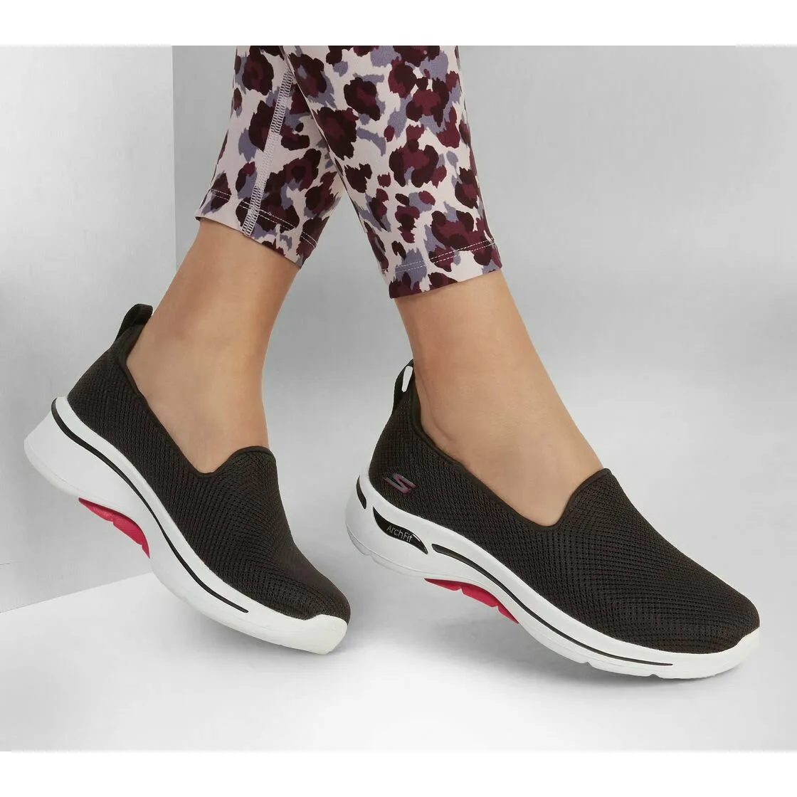 SKECHERS GO WALK ARCH FIT-GRATEFUL - ENDVERKAUF!