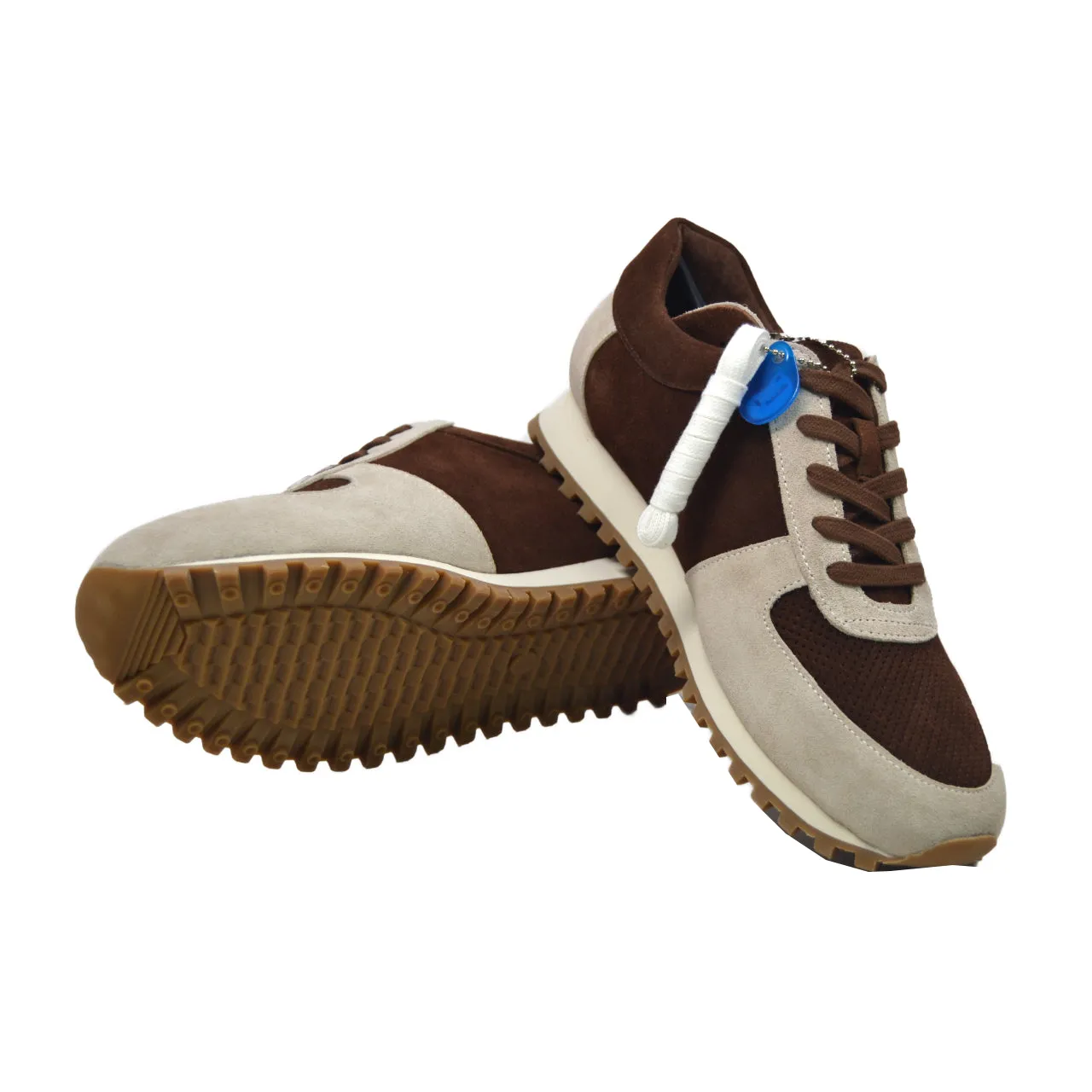 Surrey Brown & Bone Wildleder Sneakers - Stilvolles und bequemes Schuhwerk