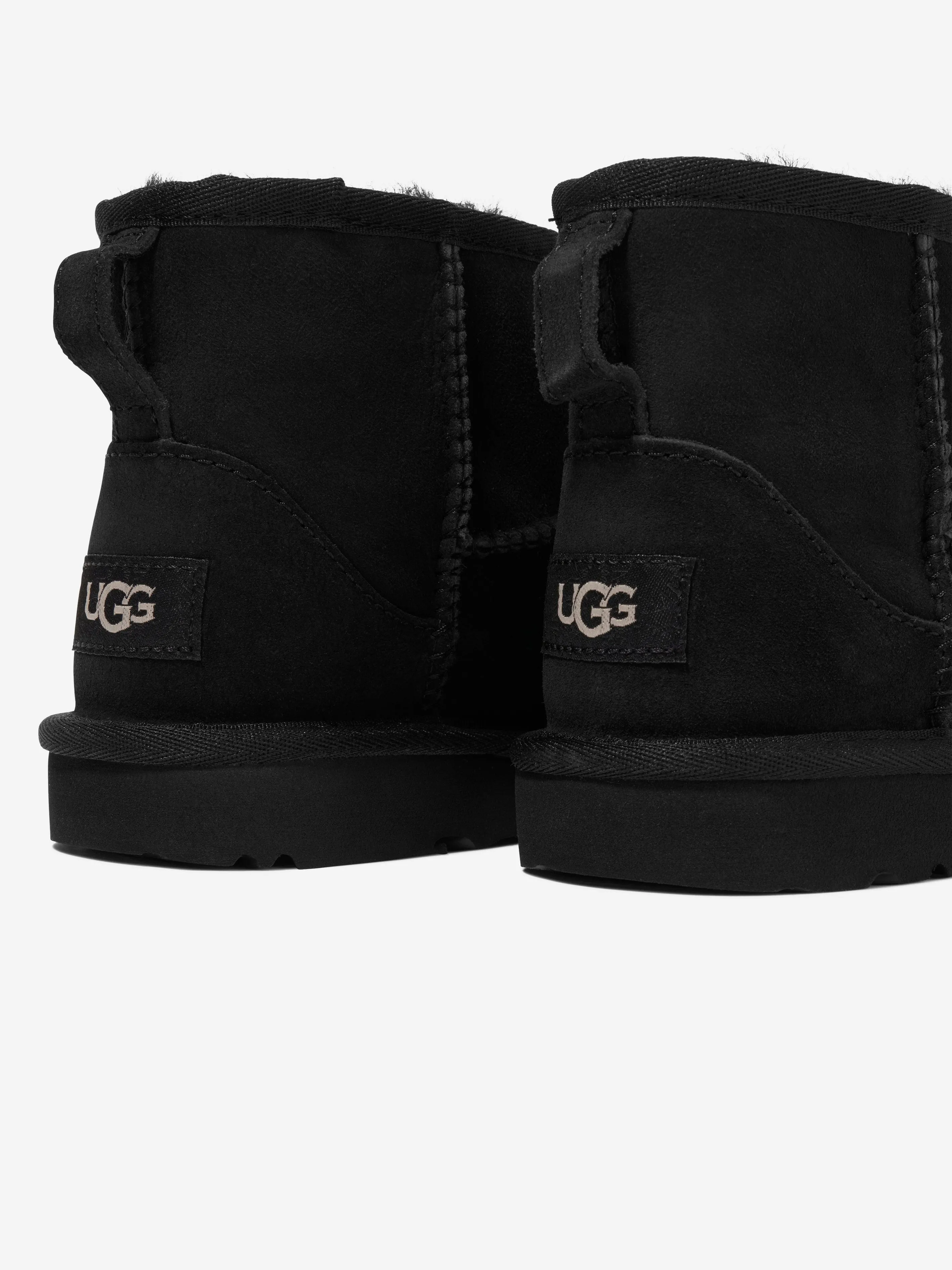 UGG Kids Classic Mini II Stiefel in Schwarz