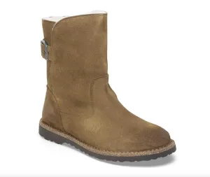 Uppsala Shearling Stiefel in Dunklem Tee Wildleder