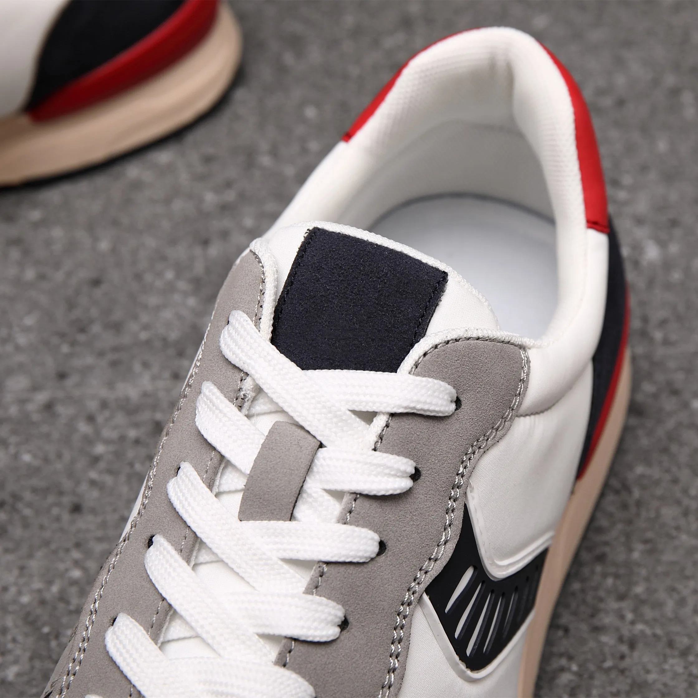 West Louis™ Leichte Sport-Laufschuhe