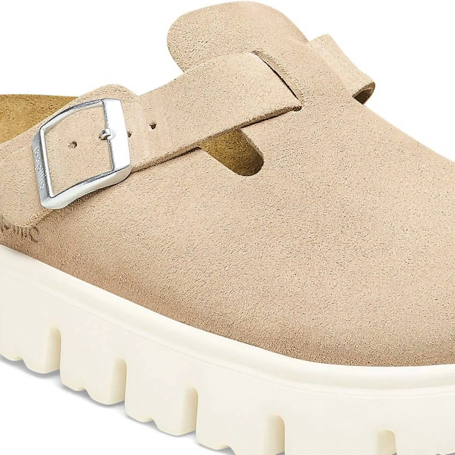 Damen Boston Chunky Suede Leder Clogs in Warmem Sand